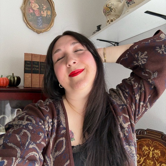 Meet your Posher, Lauren - Picture 1 of 1